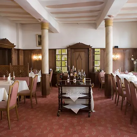 Hotel Ringhotel Nassau-oranien 4*